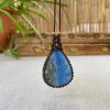 Brown pendant with blue agate stone - Image 3