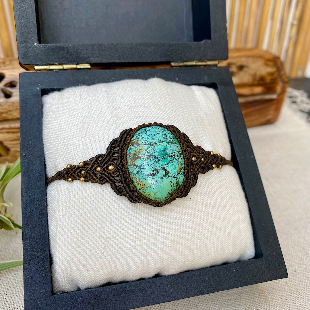 Brown macrame bracelet with Tibetan turquoise stone